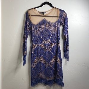 Lacey bodycon dress but on the looser side!